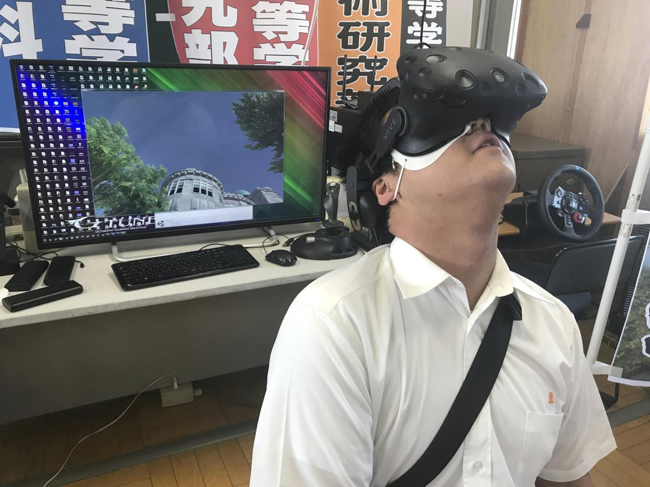 Des étudiants japonais utilisent la réalité virtuelle pour recréer l'attentat d'Hiroshima