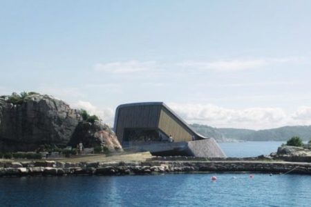 Underwater restaurant norway